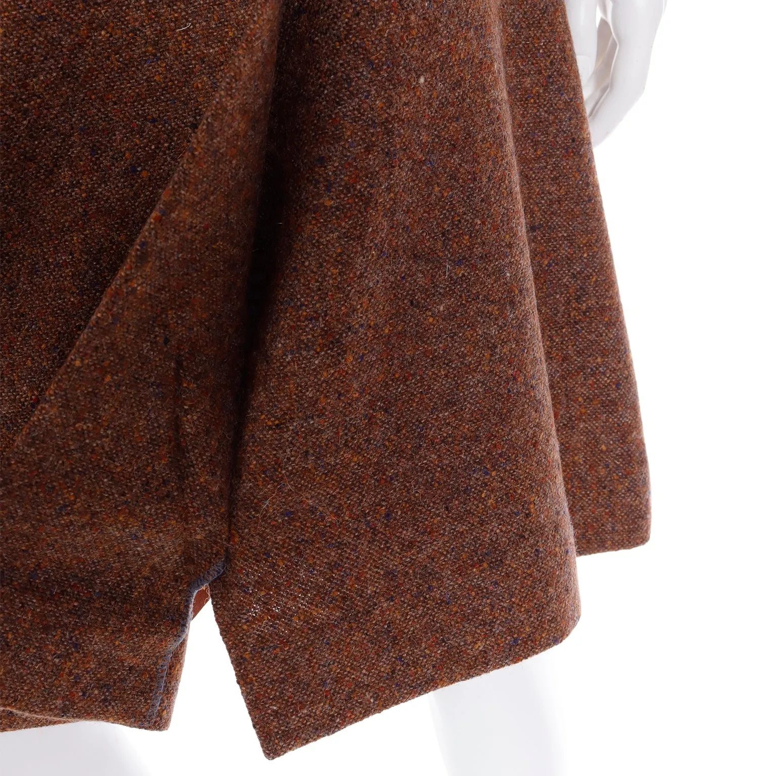 1970s Hermes Vintage Brown Tweed Jacket & Skirt Suit w Leather Trim