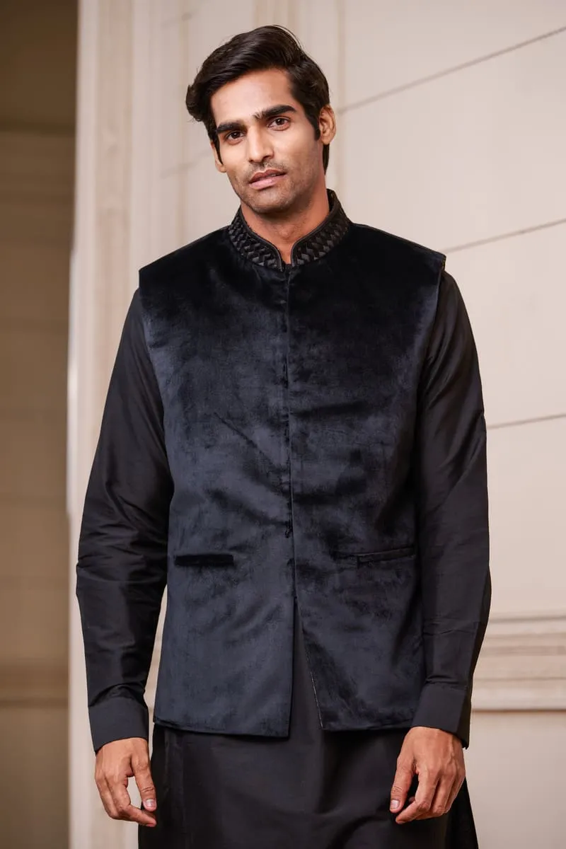 Black Velvet Bundi with flocking details on collar