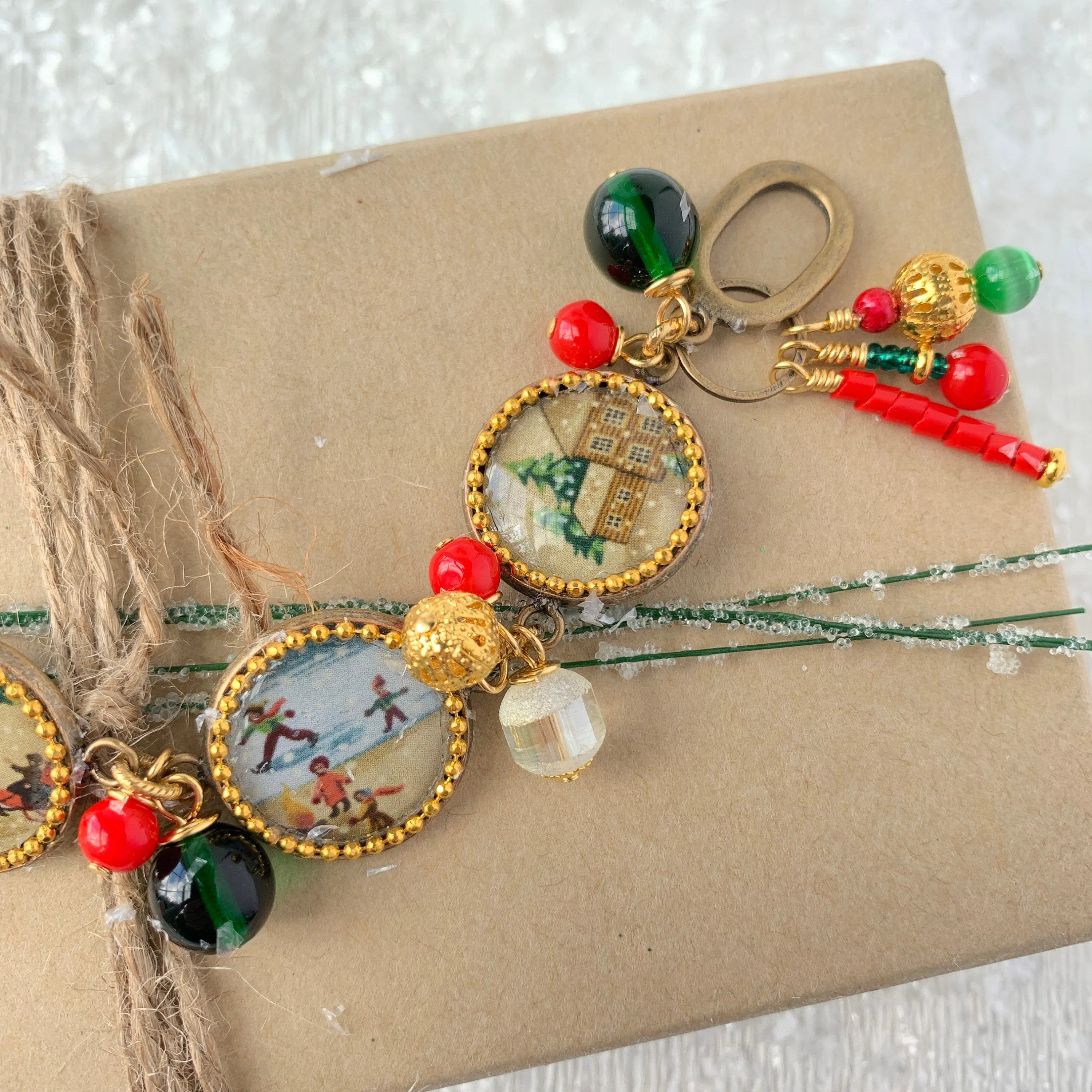 Home for the Holidays Link Bracelet